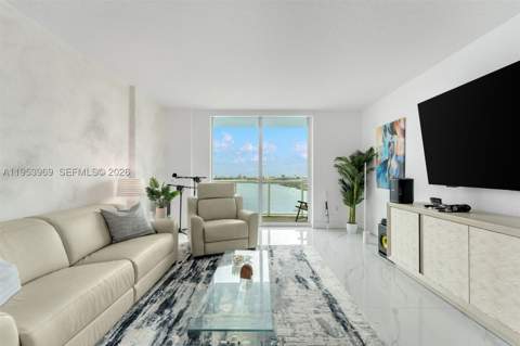 1900 N Bayshore Dr 3202, Miami FL - photo 6 of 11