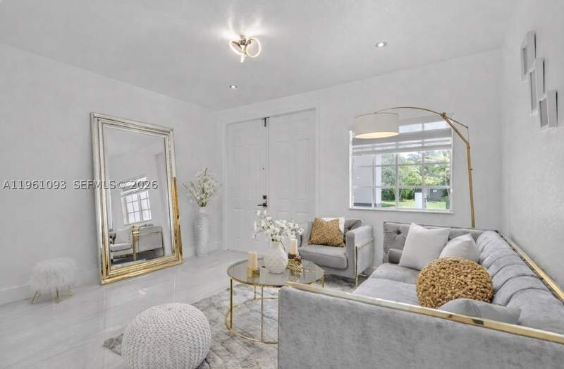 4 bedroom SingleFamilyResidence at 14214 SW 289th Ter, Biscayne Drive Estates, Homestead — photo 5