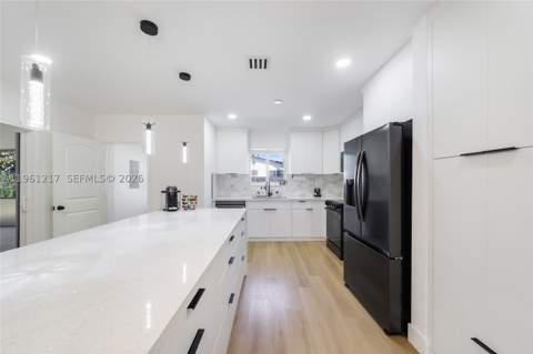 45 NE 124th Ter, North Miami FL - photo 24 of 78