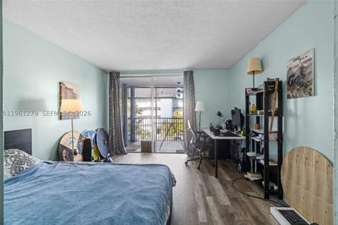 1690 NE 191st St 314-1, Miami FL - photo 11 of 33