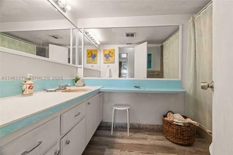 1690 NE 191st St 314-1, Miami FL - photo 13 of 33