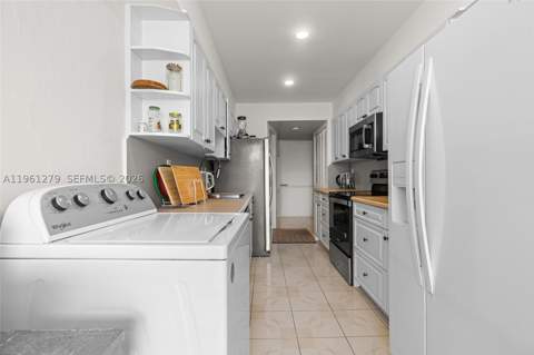 1690 NE 191st St 314-1, Miami FL - photo 23 of 33