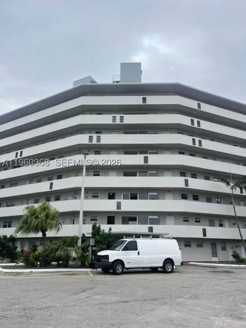 1750 NE 191st St 507-1, Miami FL - photo 6 of 10