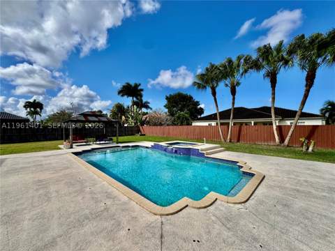 20449 SW 328th St, Homestead FL - photo 17 of 34