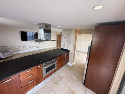 2333 Brickell Ave 602, Miami FL - photo 24 of 61