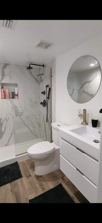 345 Ocean Drive 512, Miami Beach FL - photo 7 of 22