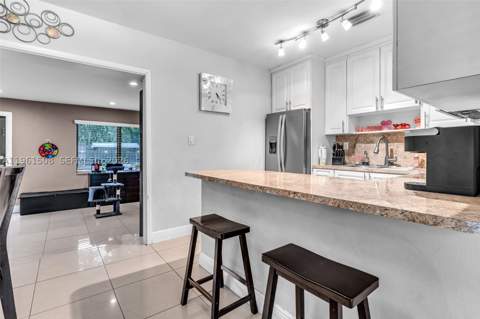 7585 SW 28th St, Miami FL - photo 11 of 28