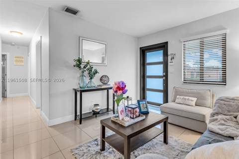 7585 SW 28th St, Miami FL - photo 6 of 28