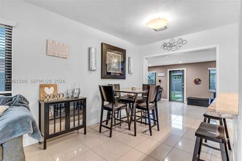 7585 SW 28th St, Miami FL - photo 7 of 28