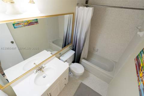 1865 79th St Cswy 11B, North Bay Village FL - photo 16 of 33