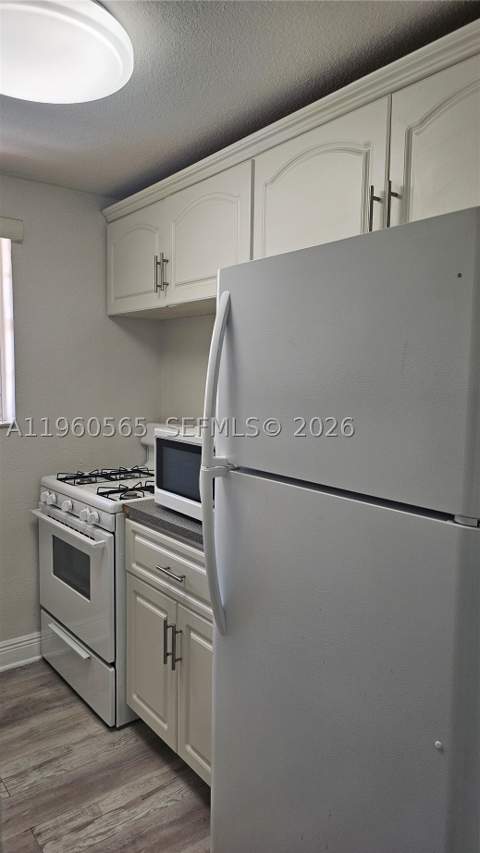 3800 SW 102nd Ave 221, Miami FL - photo 7 of 10