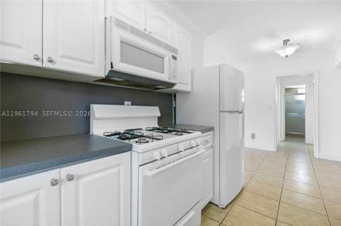 315 69th St 112, Miami Beach FL - photo 17 of 20