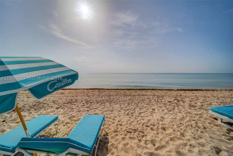 2 bedroom Condominium at 6801 Collins Ave 1110 (Door 1106), Central Carillon Beach Co, Miami Beach — photo 2