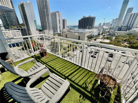 275 NE 18th St 1705, Miami FL - photo 12 of 38