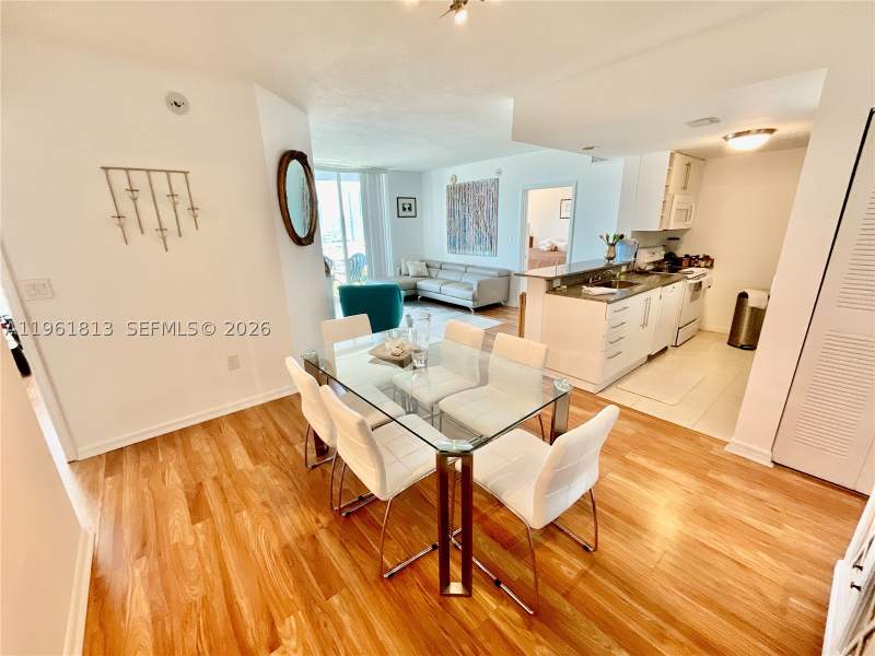 2 bedroom Condominium at 275 NE 18th St 1705, 1800 Biscayne Plaza Condo, Miami — photo 5