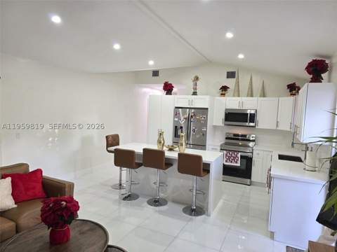 8523 NW 35th Pl, Miami FL - photo 8 of 10