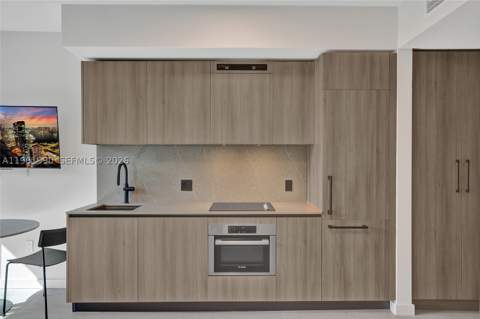 121 NE 5th Street 401B, Miami FL - photo 11 of 31