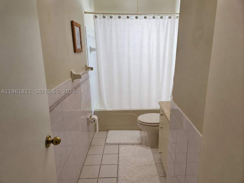4 bedroom SingleFamilyResidence at 9905 Marlin Rd, Bel Aire Sec 3, Cutler Bay — photo 3