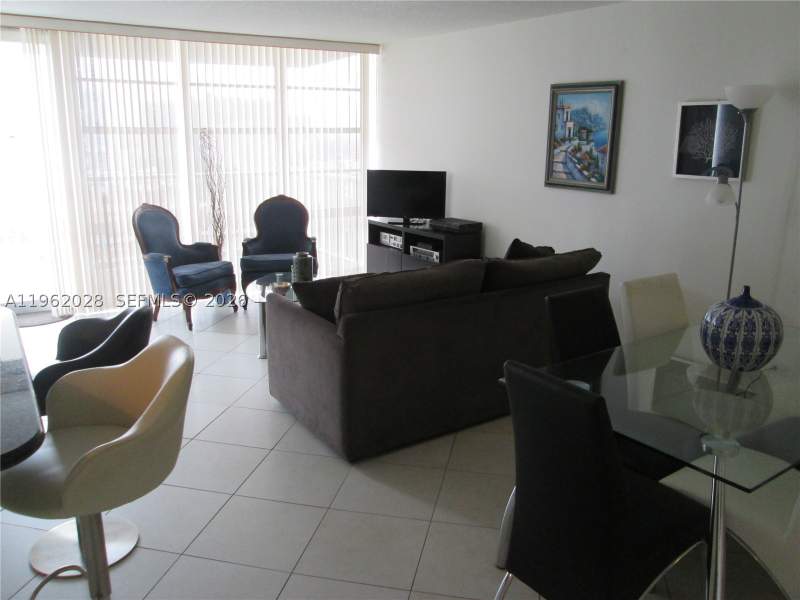 1 bedroom Condominium at 231 174th St 1706, Winston Towers 400 Condo, Sunny Isles Beach — photo 5