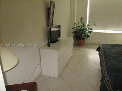 231 174th St 1706, Sunny Isles Beach FL - photo 9 of 14
