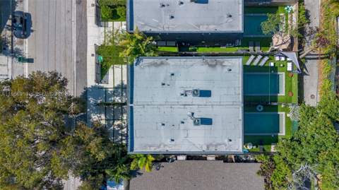 255 NW 39th St, Miami FL - photo 8 of 33