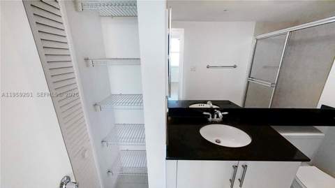 31 SE 5th St 2408, Miami FL - photo 10 of 28