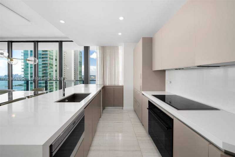 4 bedroom Condominium at 480 NE 31st St 3401, Gran Paraiso Condo, Miami — photo 5