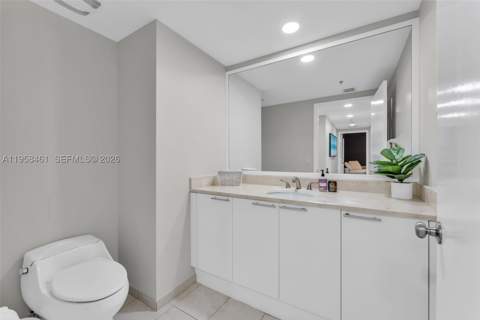 14951 Royal Oaks Ln 2201, North Miami FL - photo 13 of 23