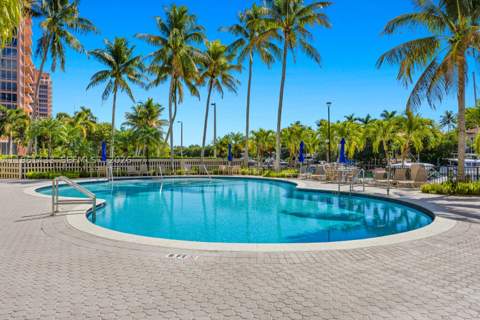 90 Edgewater Dr Ph25, Coral Gables FL - photo 15 of 20