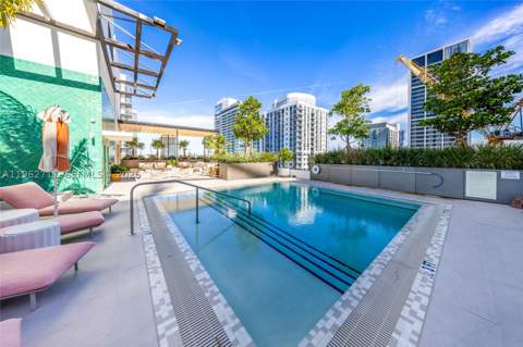 11 NE 6th St 1208, Miami FL - photo 18 of 42