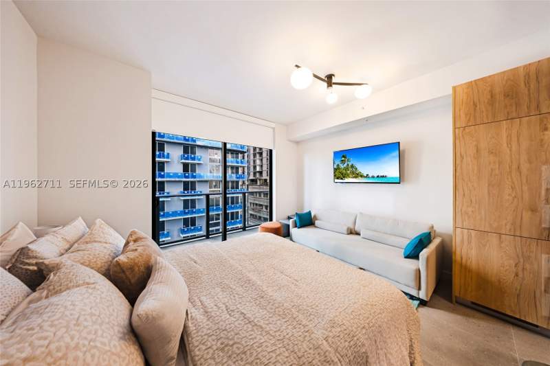 0 bedroom Condominium at 11 NE 6th St 1208, The Crossby Miami Worldcen, Miami — photo 3