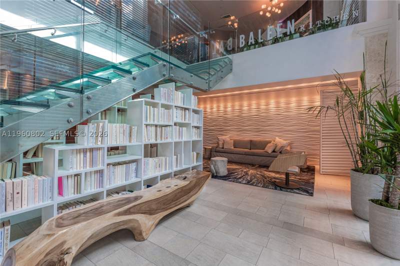 1 bedroom HotelMotel at 17315 Collins Ave 803, Sole Condo, Sunny Isles Beach — photo 4
