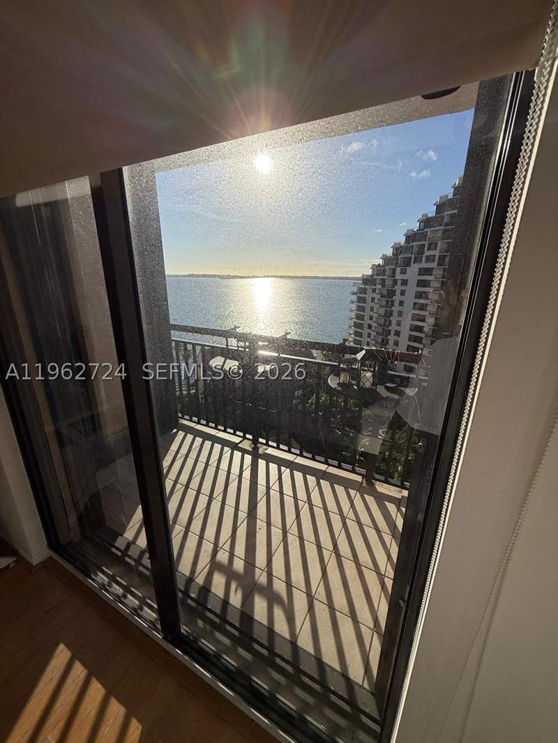 1 bedroom Condominium at 540 Brickell Key Dr 1505, Brickell Key II Condo, Miami — photo 4