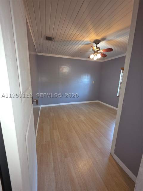 2401 NW 56th St, Miami FL - photo 6 of 15