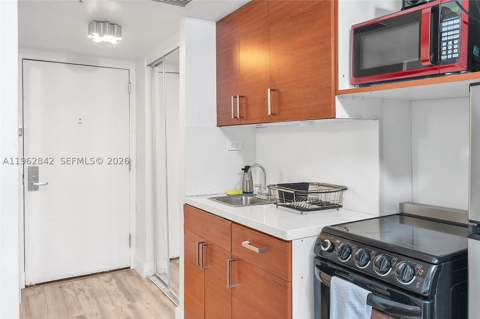 19201 Collins Ave 439, Sunny Isles Beach FL - photo 21 of 38
