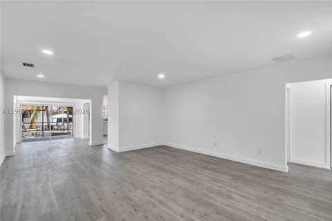 7412 Big Cypress Dr, Miami Lakes FL - photo 11 of 33