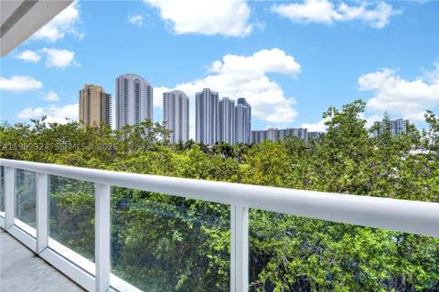 16500 Collins Ave Th-9, Sunny Isles Beach FL - photo 9 of 31