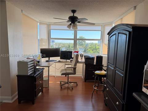 16546 NE 26th Ave 6H, North Miami Beach FL - photo 11 of 23