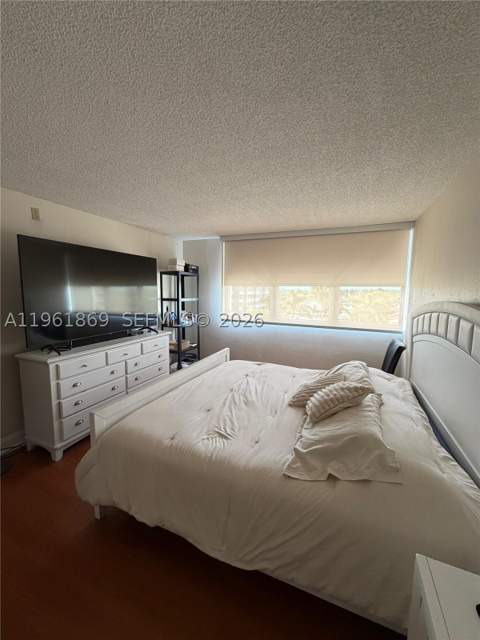 16546 NE 26th Ave 6H, North Miami Beach FL - photo 22 of 23