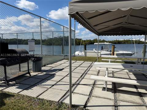16546 NE 26th Ave 6H, North Miami Beach FL - photo 6 of 23