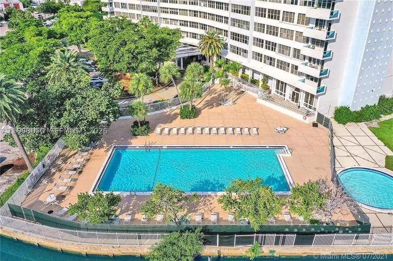 2 bedroom Condominium at 7441 Wayne Ave 9I, Parkview Point, Miami Beach — photo 5