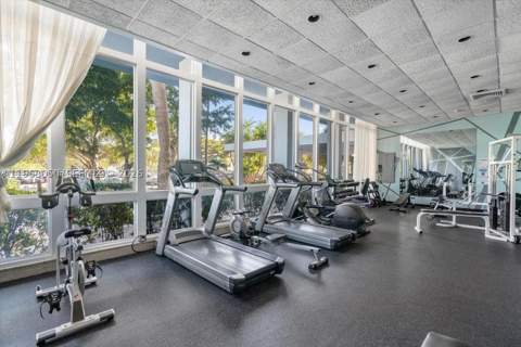 7441 Wayne Ave 9I, Miami Beach FL - photo 8 of 15