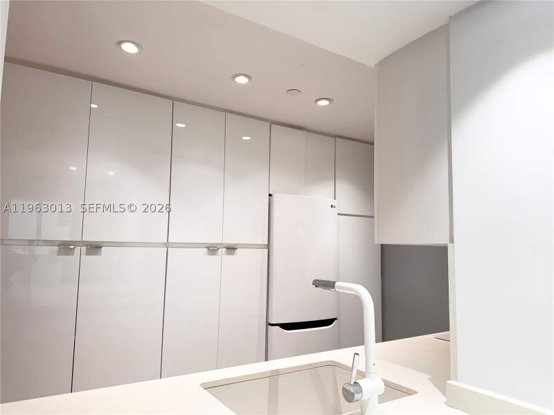 1 bedroom Condominium at 1200 West Ave 1418, Mirador 1200 Condo, Miami Beach — photo 3