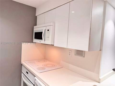 1200 West Ave 1418, Miami Beach FL - photo 8 of 51