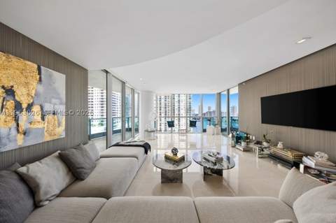 1331 Brickell Bay Dr 1602, Miami FL - photo 14 of 35