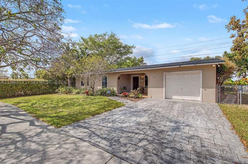 4 bedroom SingleFamilyResidence at 7354 SW 135th Ct, Winston Park Unit 6, Miami — photo 2