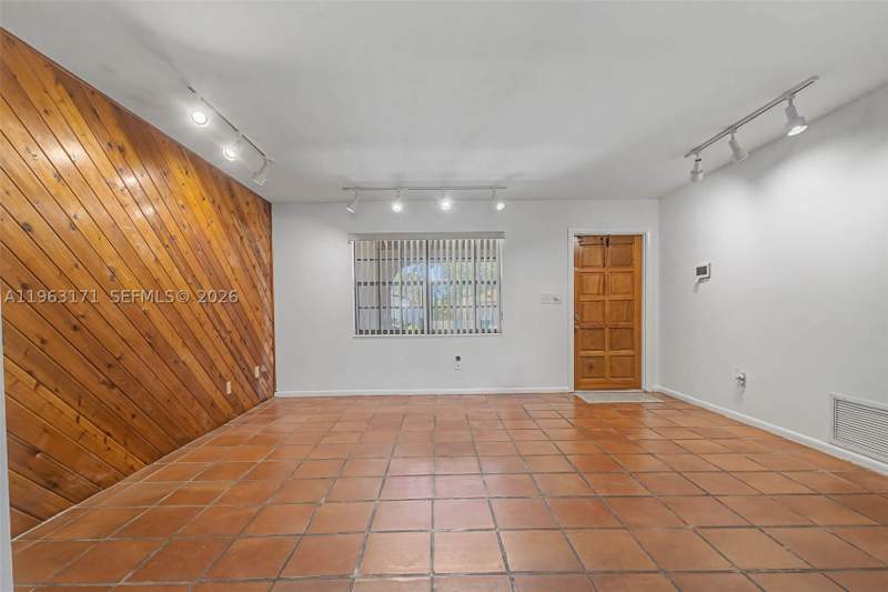 4 bedroom SingleFamilyResidence at 7354 SW 135th Ct, Winston Park Unit 6, Miami — photo 5