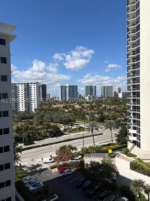 19201 Collins Ave 820, Sunny Isles Beach FL - photo 15 of 17