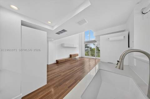 245 Michigan Ave Lp-4, Miami Beach FL - photo 10 of 78