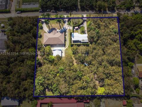 19955 SW 186th St, Miami FL - photo 10 of 39